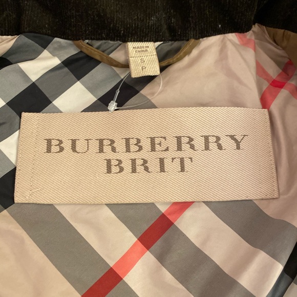 Burberry Brit Woman’s Padding - Picture 2 of 7